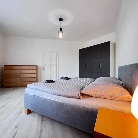 Park View Apartment